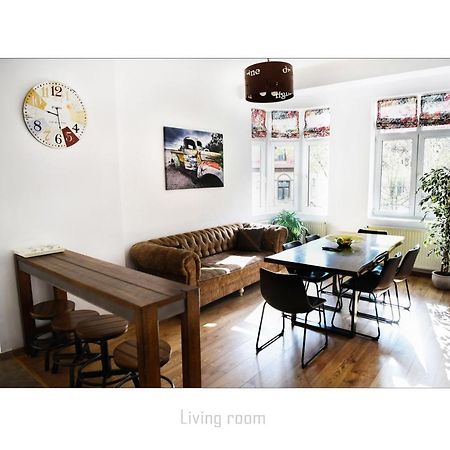 Apartament Dinicu, Brasov, Romania ภายนอก รูปภาพ